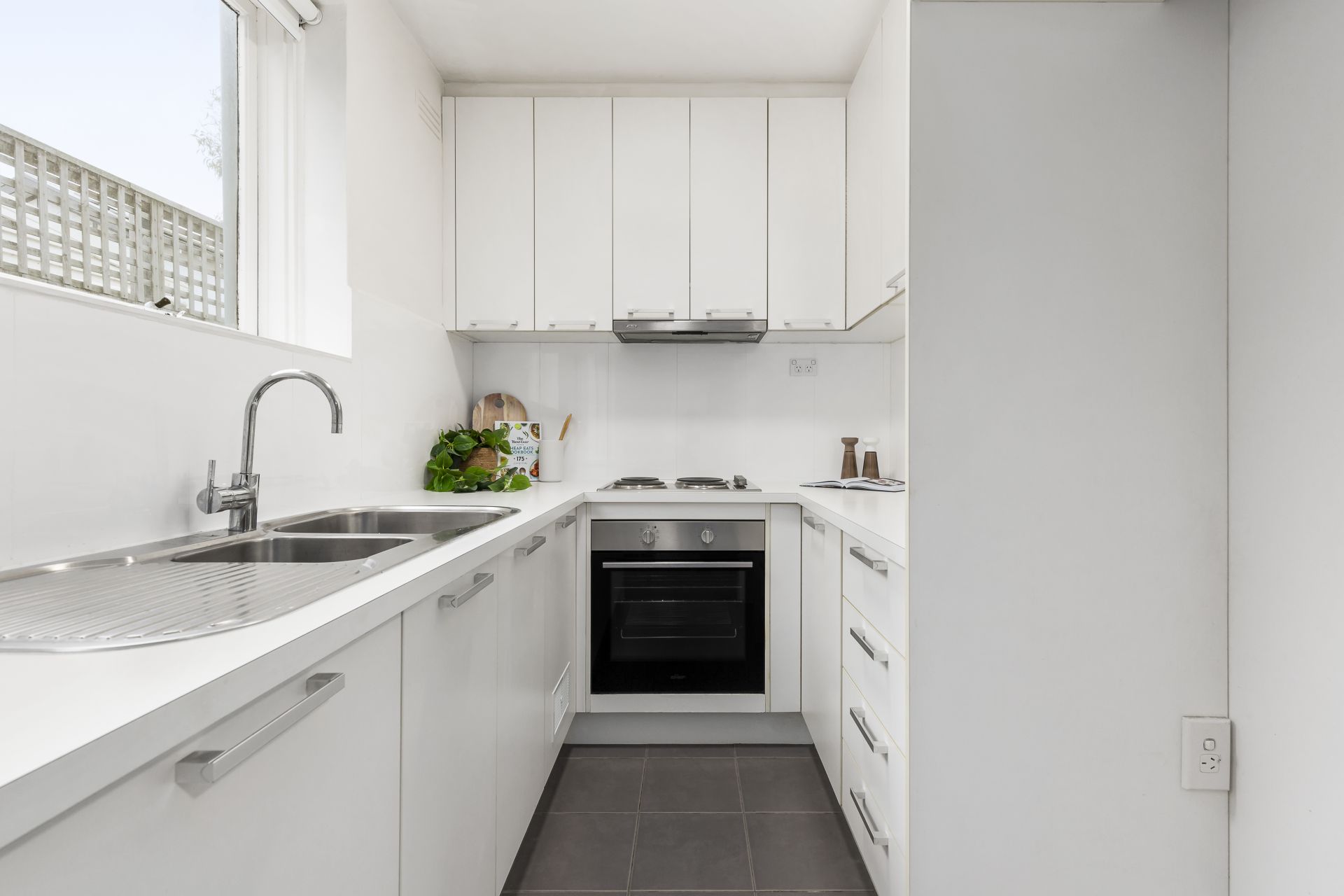 Flexible Living, Dynamic Locale