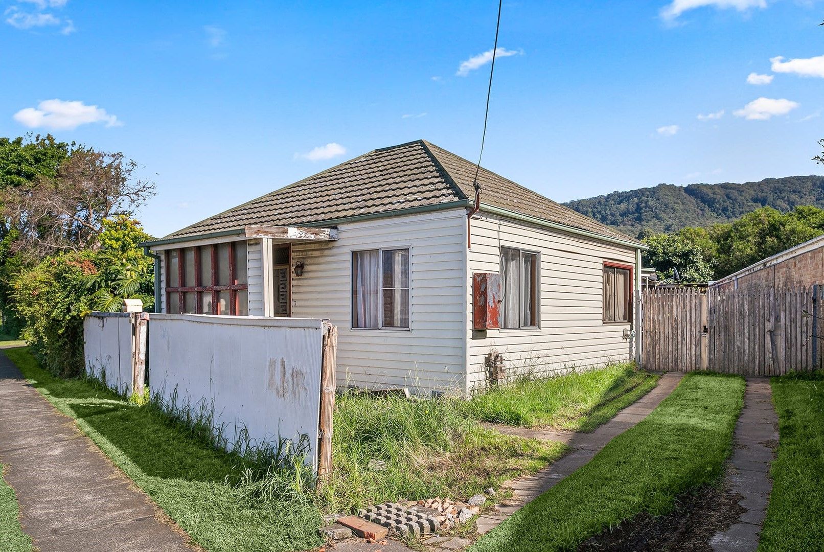 288 Princes Highway, Bulli NSW