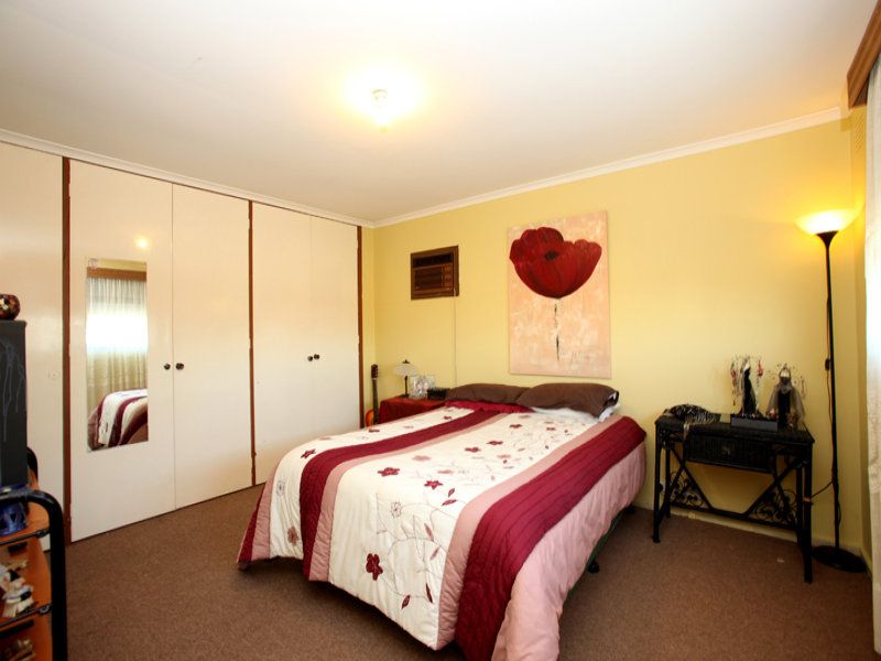 61 Rosebery Street, Altona Meadows - Thumbnail 7
