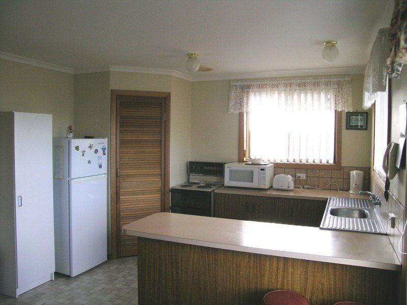 132 Caroline Street, EAST DEVONPORT, East Devonport - Thumbnail 8