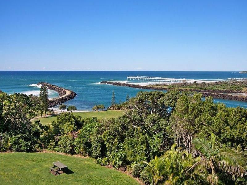 2/28 Hill Street Point Danger Lodge' RAINBOW BAY QLD, Point Danger Lodge' Rainbow Bay - Thumbnail 3