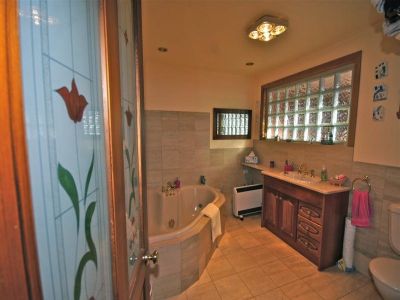 3
 
 
 
  
 
 
 2
 
 
 
  
 
 
 1
 
 
 
 
 
 
 
 99A North Fenton Street, DEVONPORT TAS 7310, Devonport - Thumbnail 6