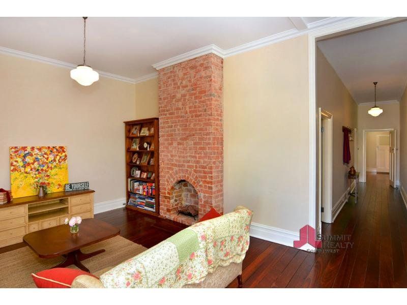 Real Estate For Sale 72 Stirling Street Bunbury , WA