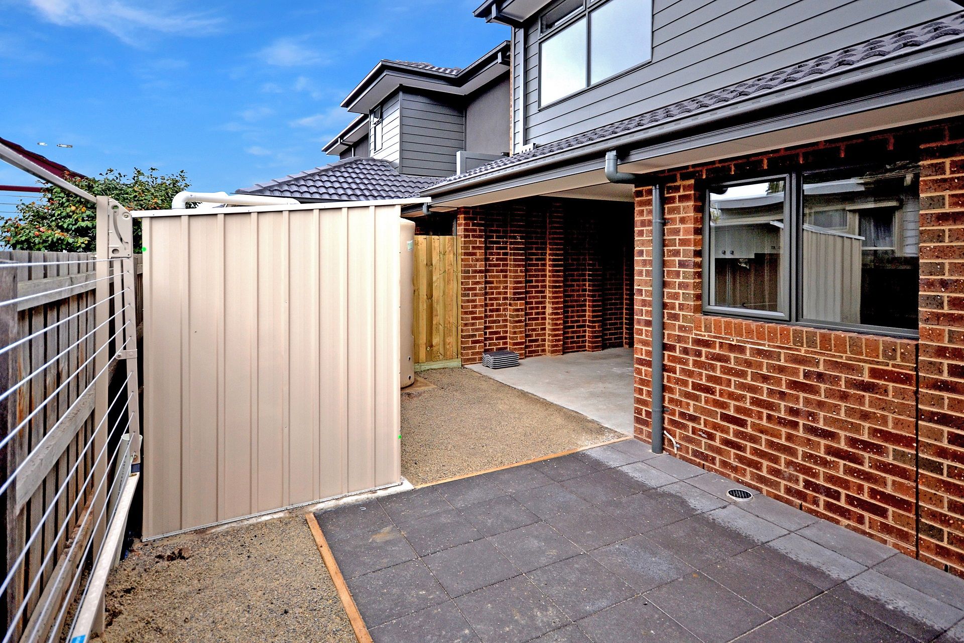 SPACIOUS TWO BEDROOM PLUS STUDY