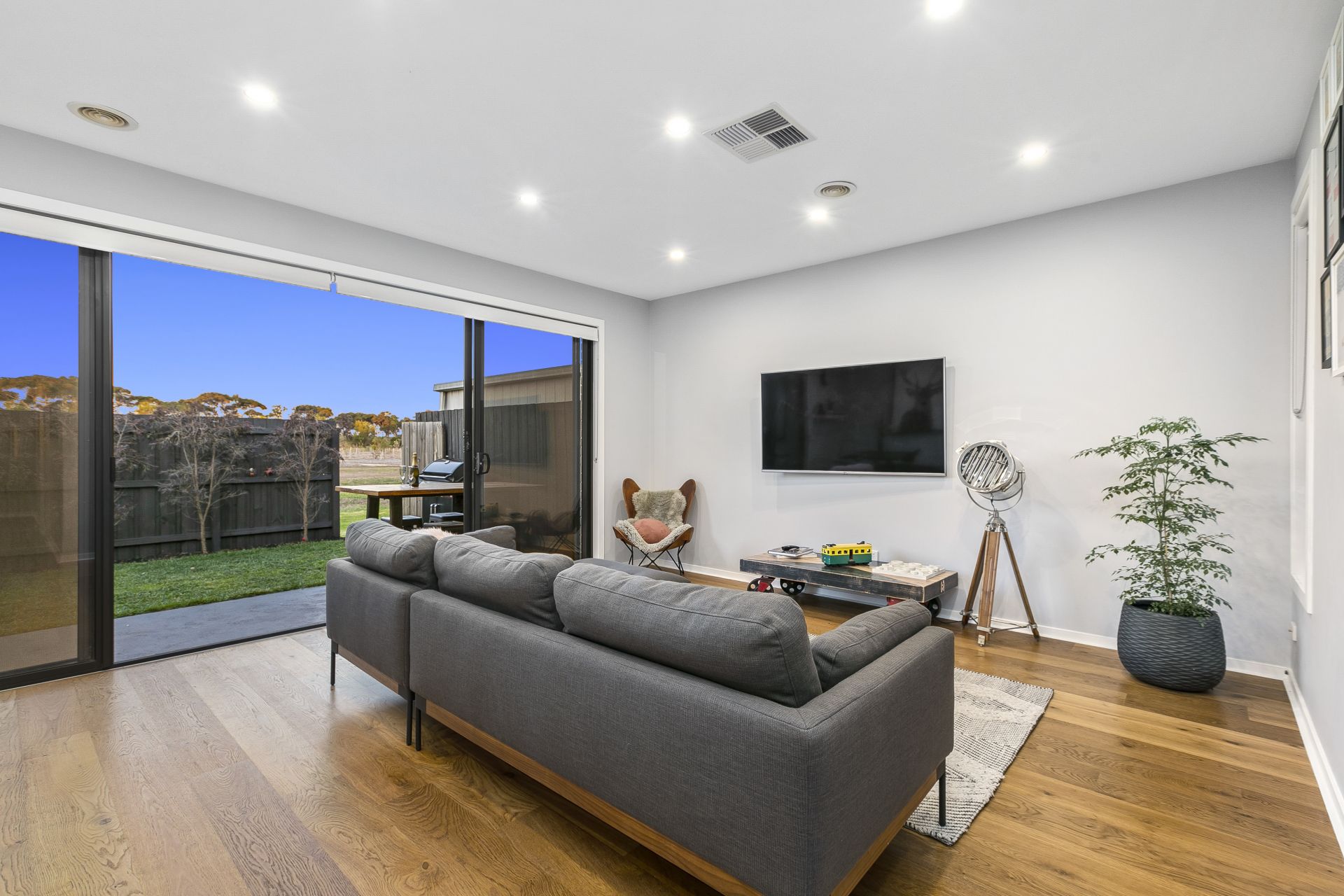 14 Charles Road, Altona - Thumbnail 8