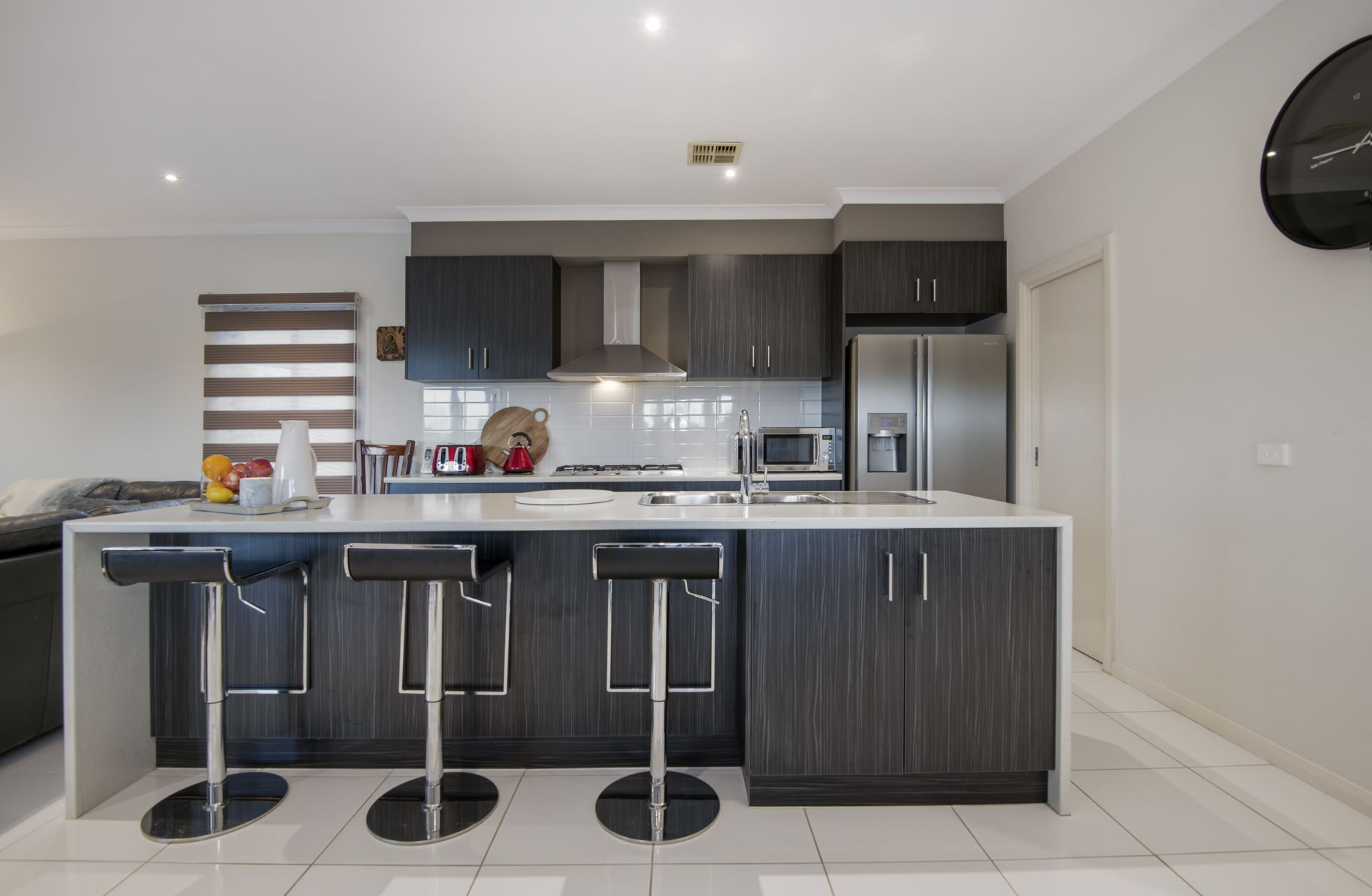 GREAT FAMILY HOME  - DUAL CORNER ACCESS