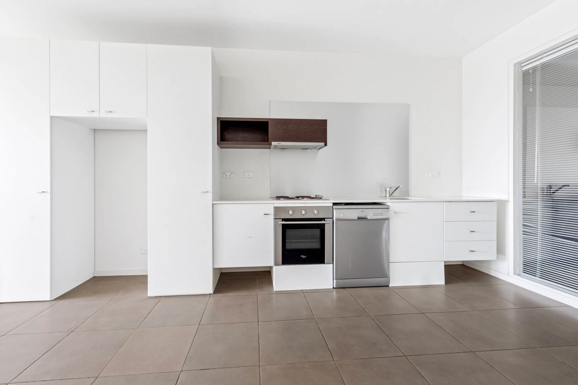 14/45 Wellington Street, St Kilda - Thumbnail 2