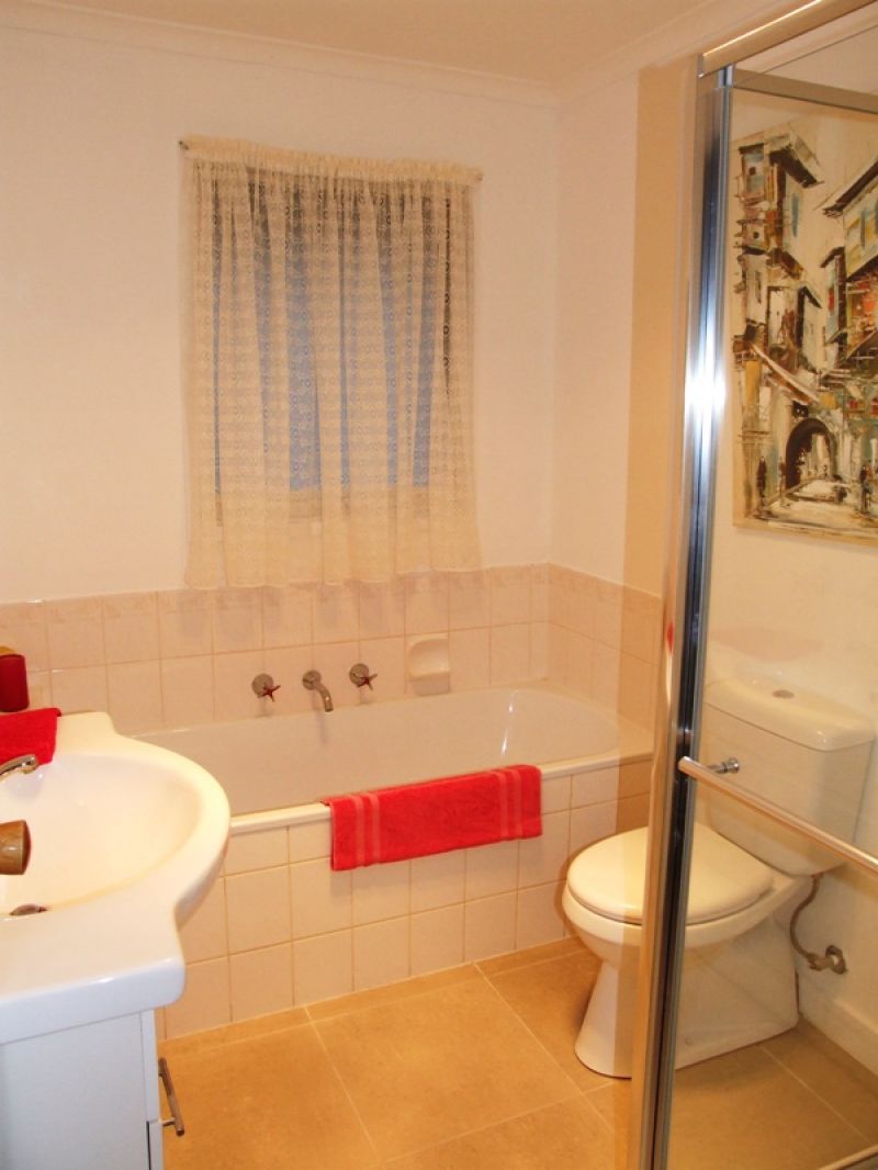 24 McLeod Drive, Bacchus Marsh - Thumbnail 4