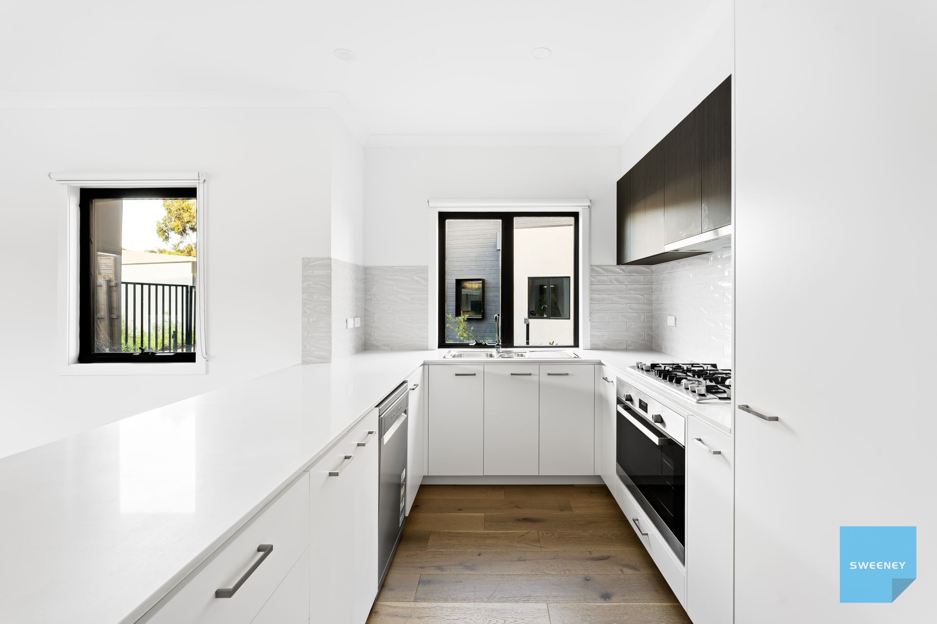 369 Waterhaven Boulevard, Point Cook - Thumbnail 5