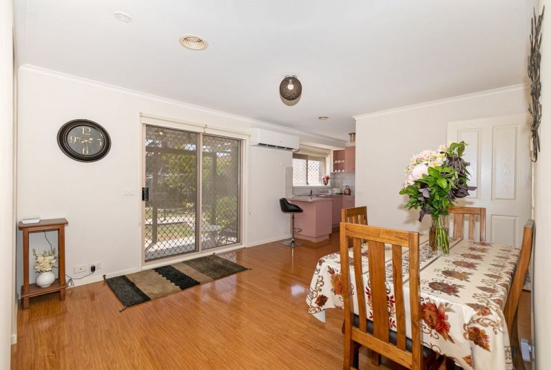 79 Grand Parade, Epping