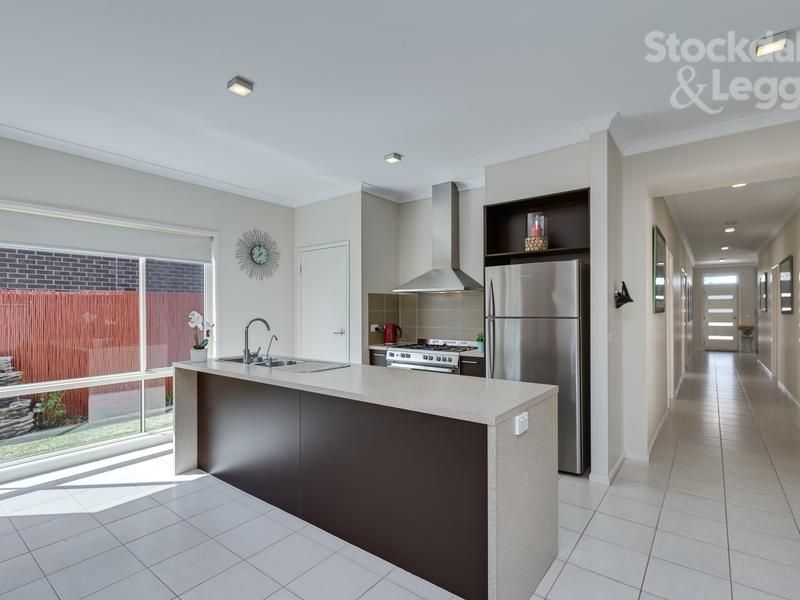 5 Milicent Court MERNDA, Mernda - Thumbnail 8