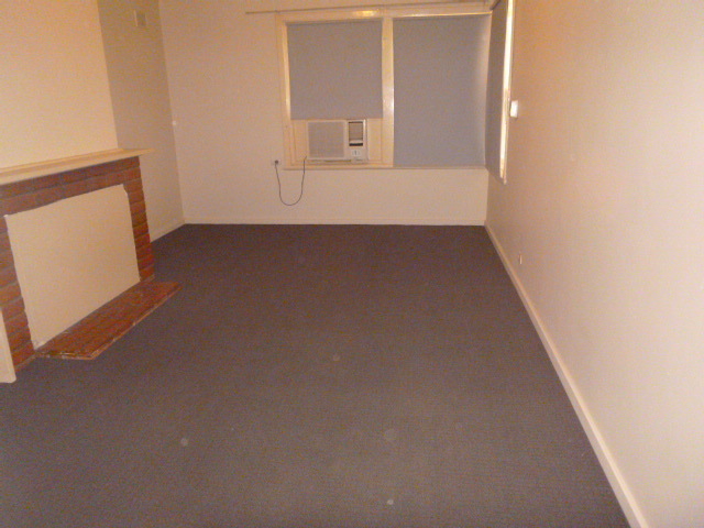 16 Woodfalls Road Elizabeth Vale 5112
