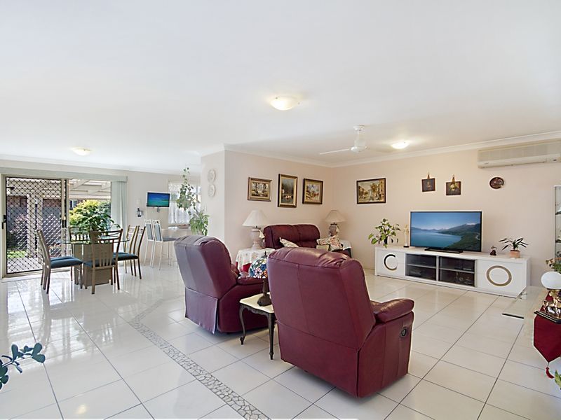 1/5 Medoc Place TWEED HEADS SOUTH NSW, Tweed Heads South - Thumbnail 3