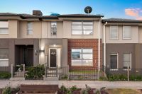 14 Honeybrook Lane, Clyde VIC