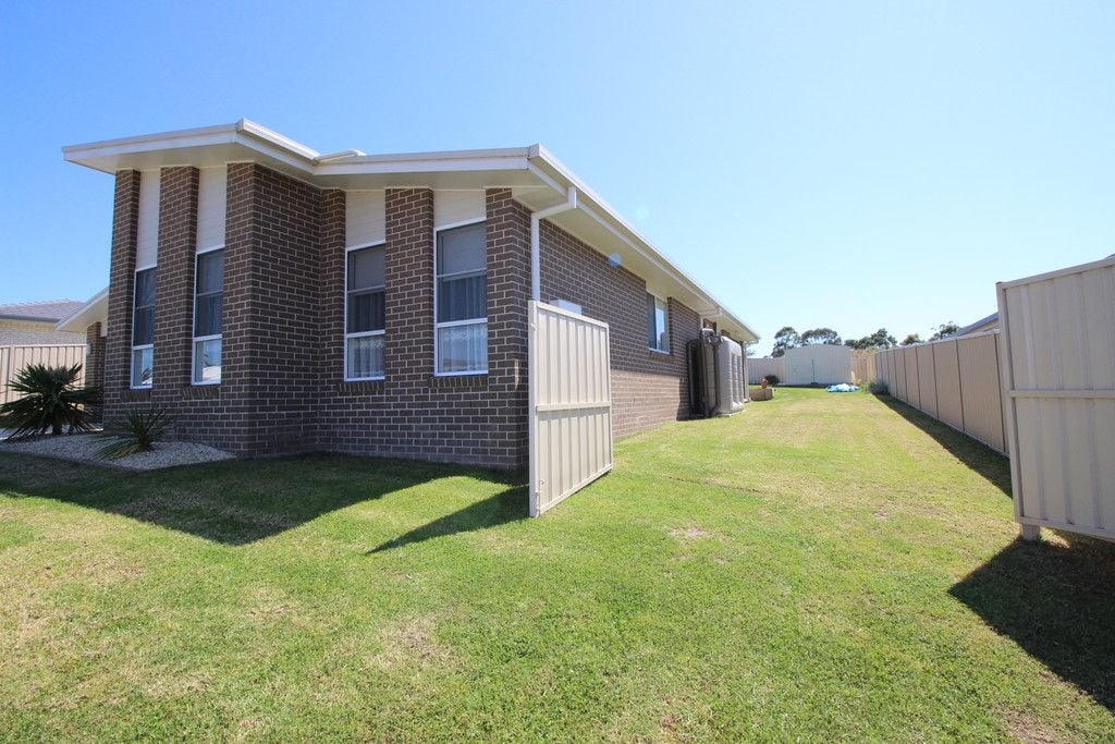 35 Kyla Cres, PORT MACQUARIE NSW 2444