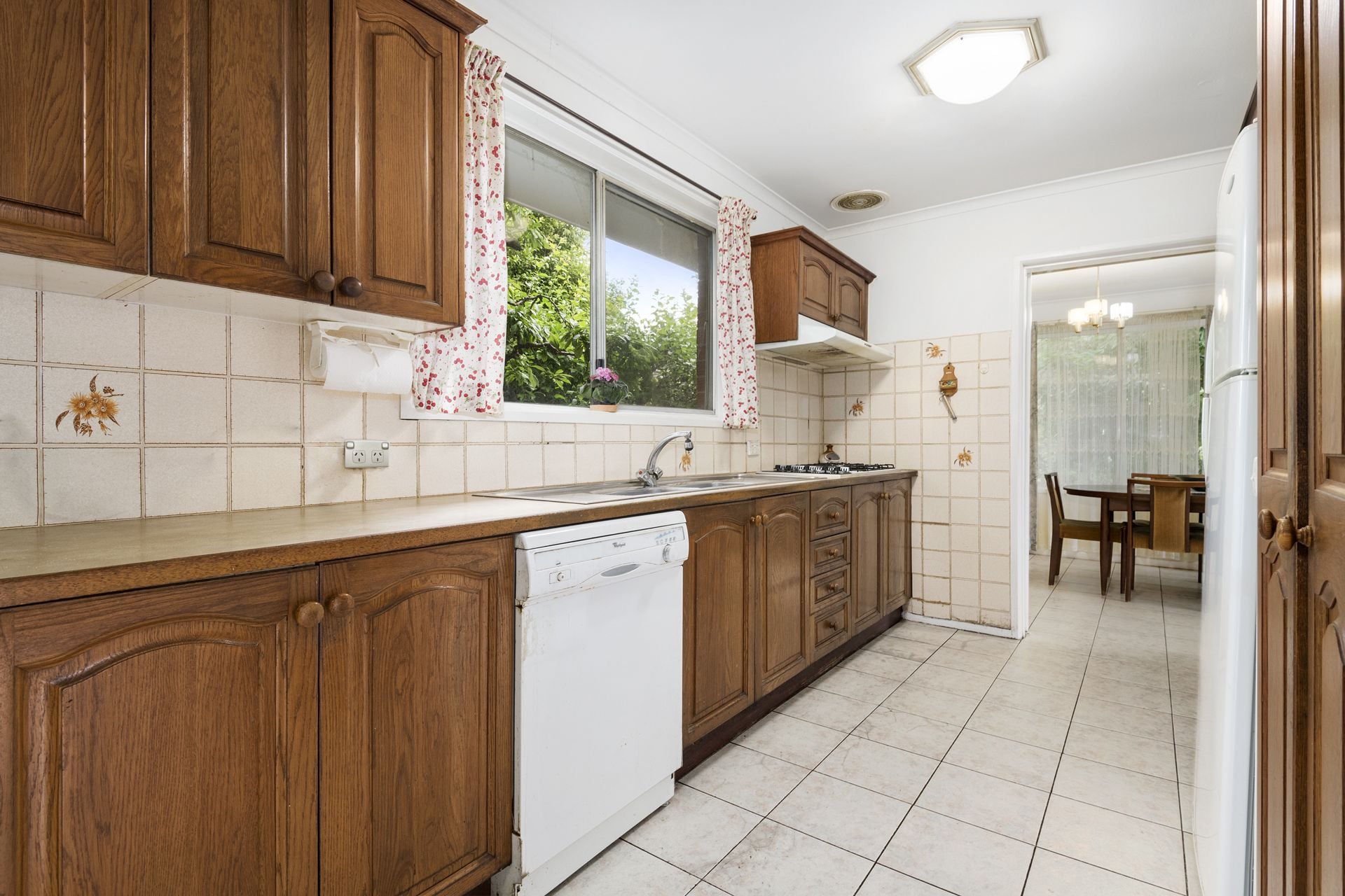 4 BEDROOM HOME
$520,000 - $570,000
