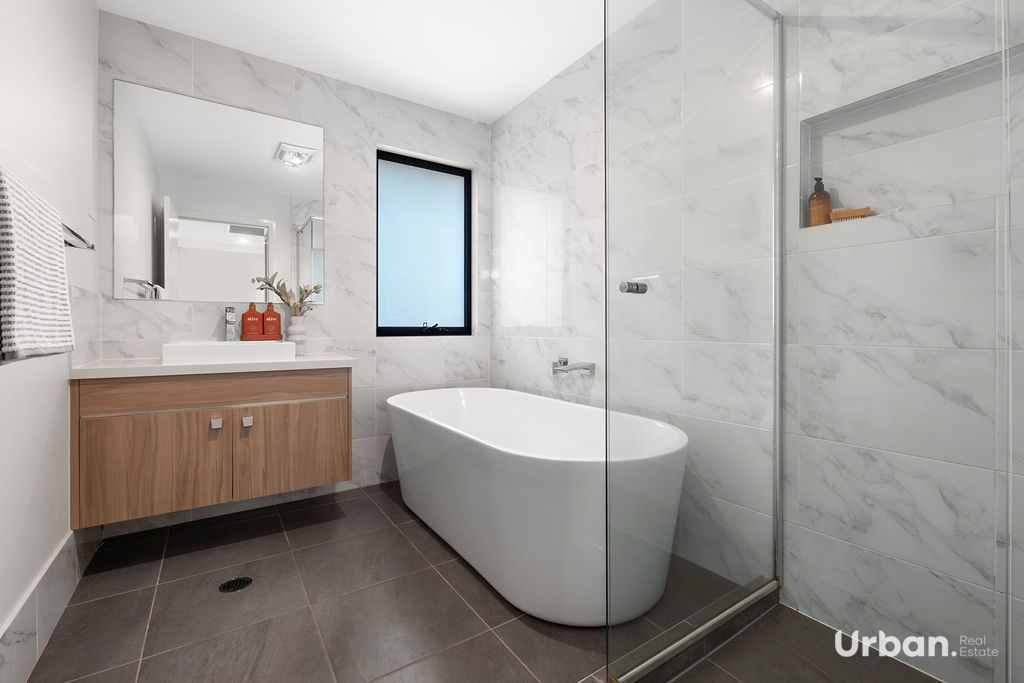 Colebee 40 Medallist Parade