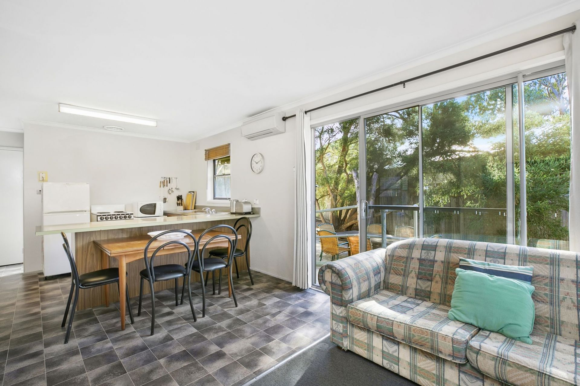 17 Saratoga Avenue Barwon Heads VIC, Barwon Heads - Thumbnail 5