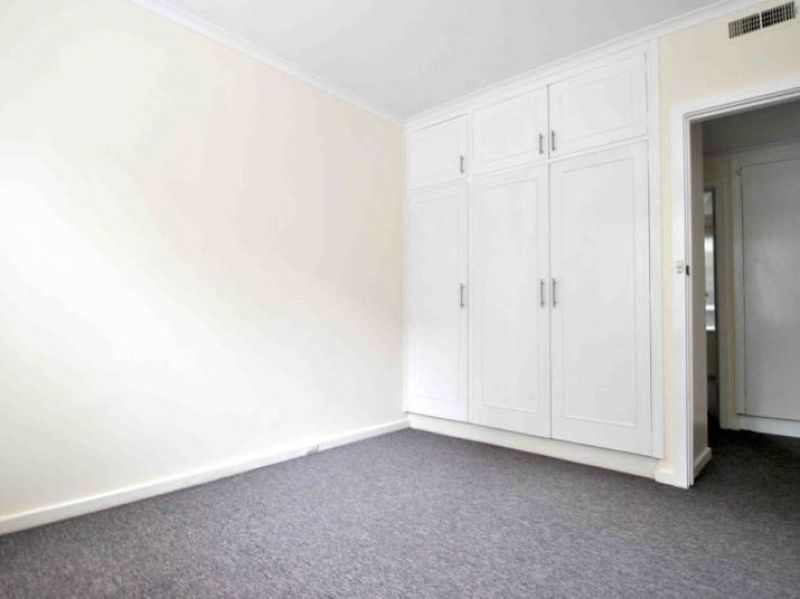 2/7 Dickens Street, Elwood - Thumbnail 5