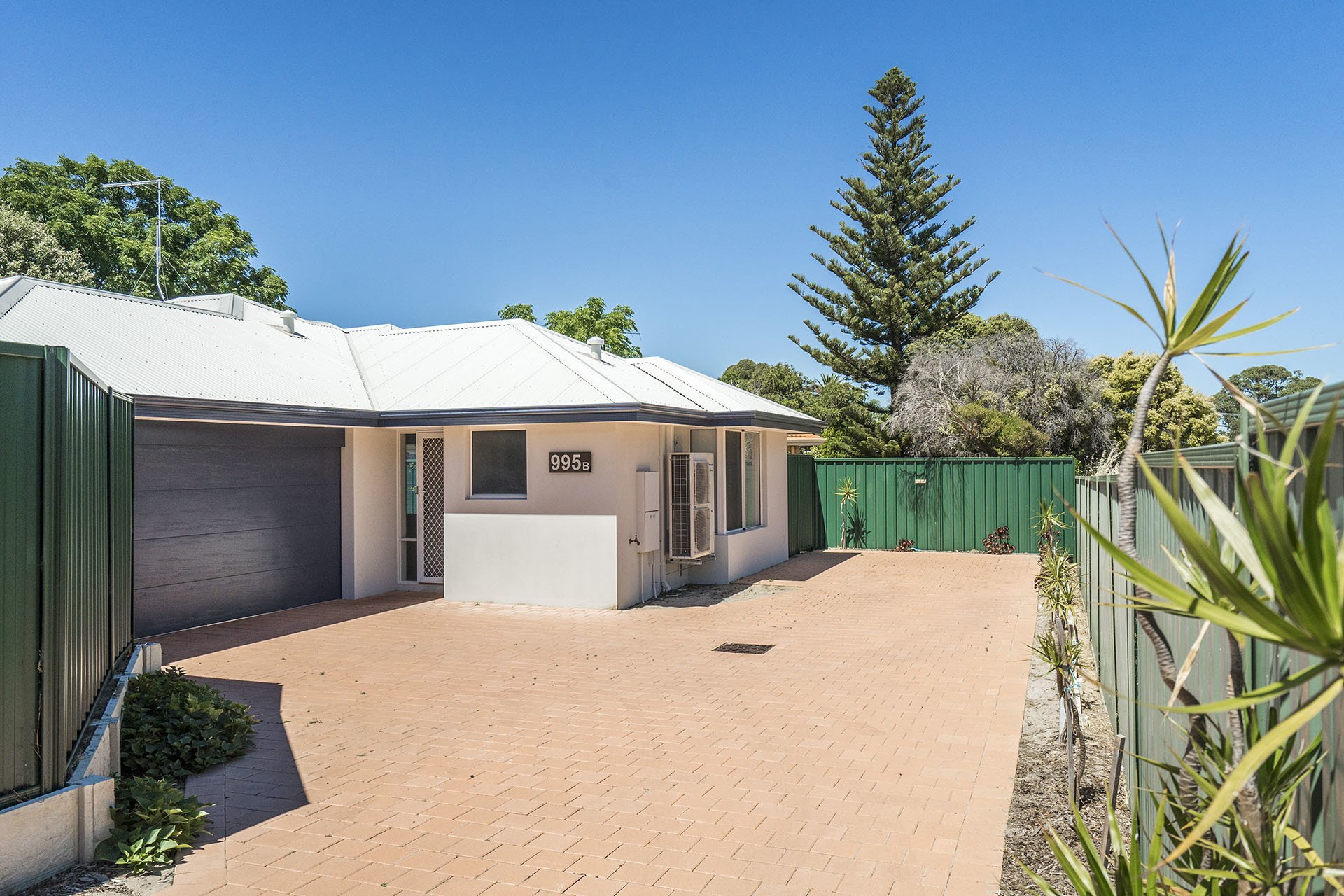 Real Estate For Lease 995B Wanneroo Road Wanneroo , WA