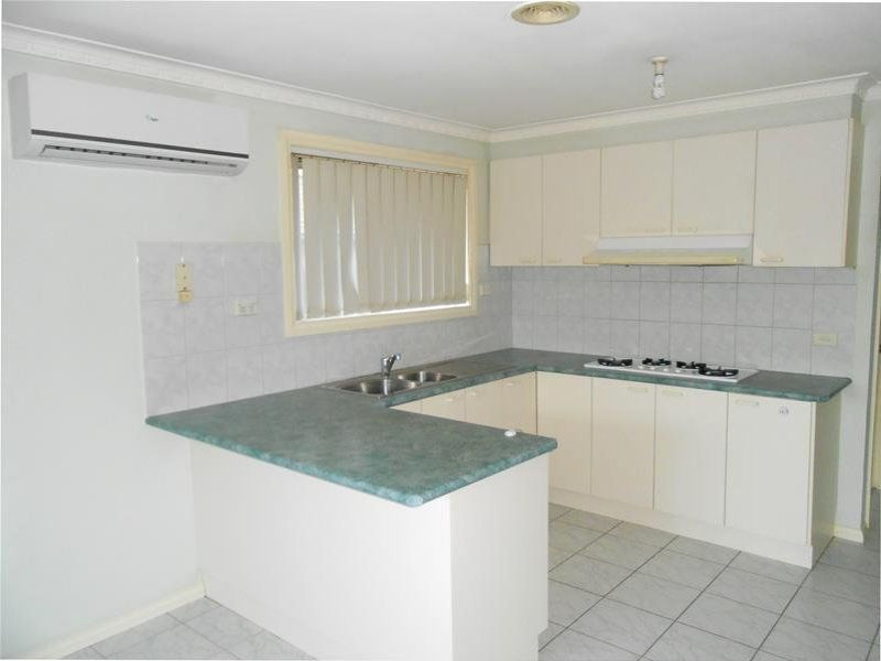 2/78 Northumberland Drive, Epping