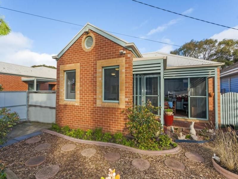 1/5-7 Thorn Street BARWON HEADS VIC, Barwon Heads - Thumbnail 2