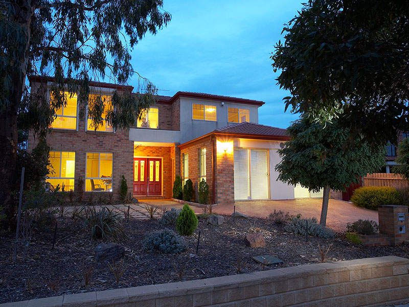 2 Saronvale Crescent, Hillside - Thumbnail 2