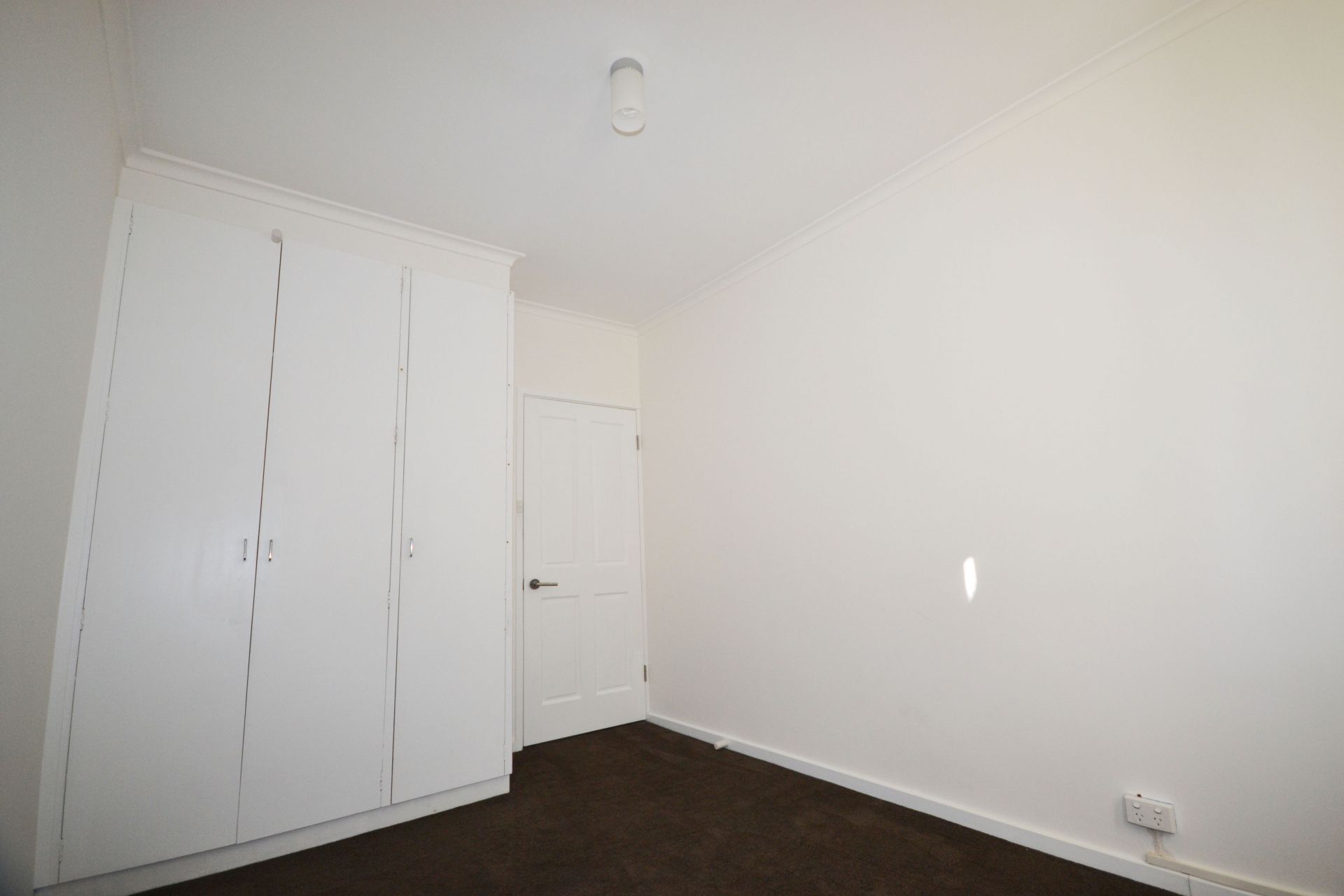RENOVATED - WALKING DISTANCE TO ZONE 1 TRAIN AND TRAM