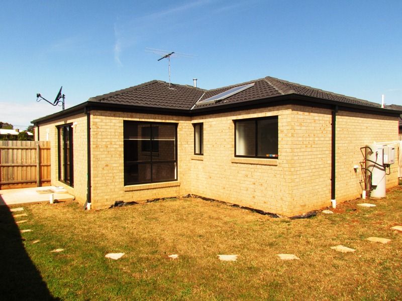 17/20-22 Roslyn Park Drive, Melton West - Thumbnail 5