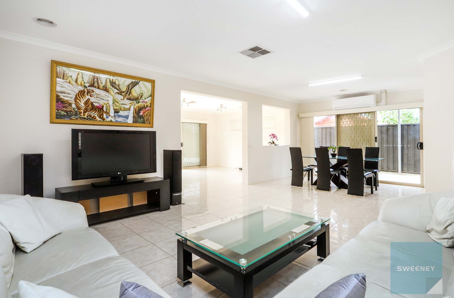 29 Streeton Avenue, Caroline Springs - Thumbnail 5