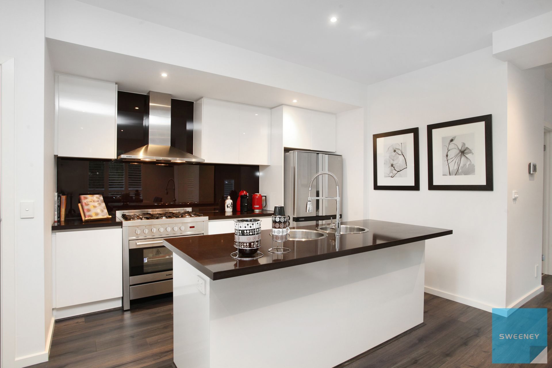 2 Jolimont Street, Caroline Springs - Thumbnail 4