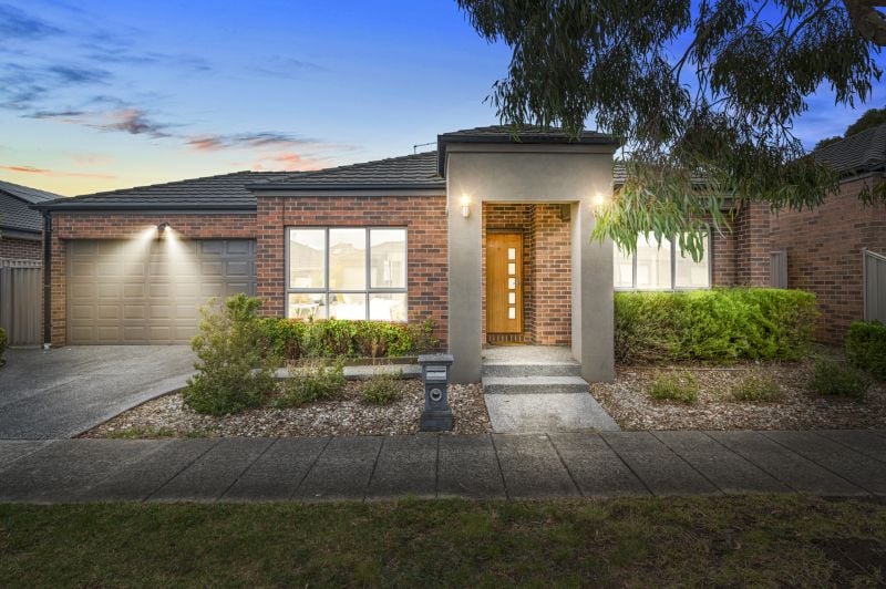2 Farmhouse Boulevard, Epping