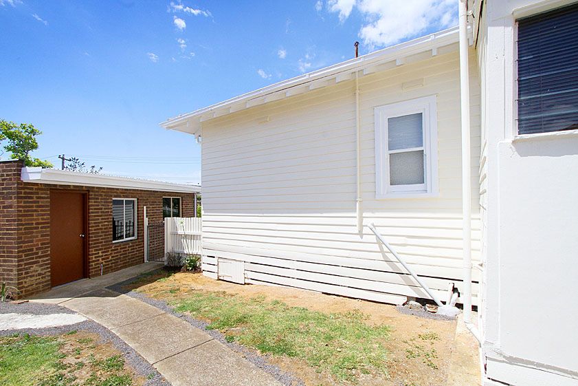 CHARMING REFURBISHED HOME