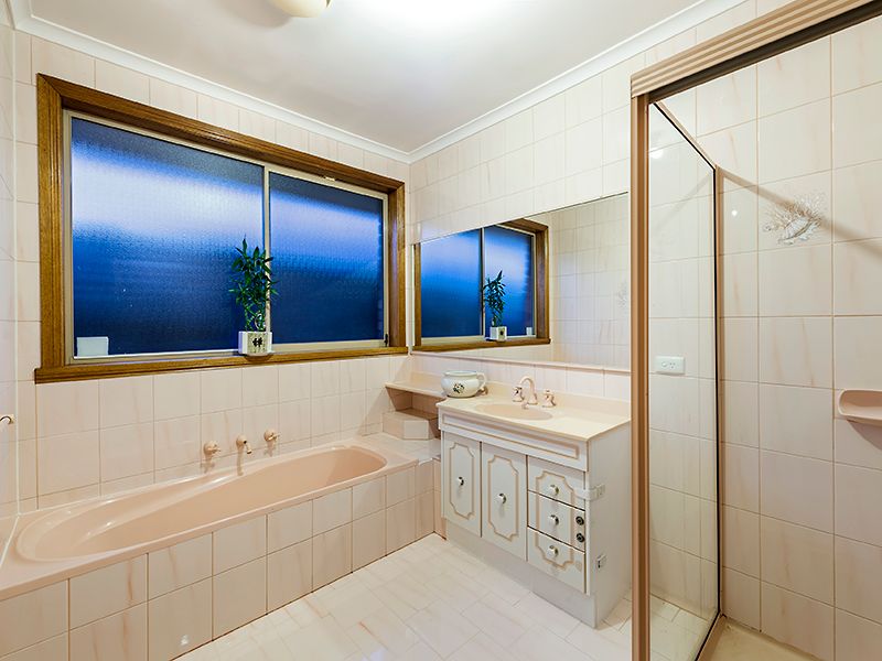 17 Hopkins Court, Altona Meadows - Thumbnail 7