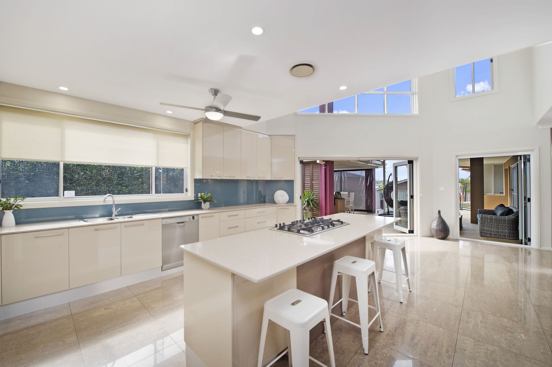 7 Hilltop Crescent Port Macquarie NSW, Port Macquarie - Thumbnail 4