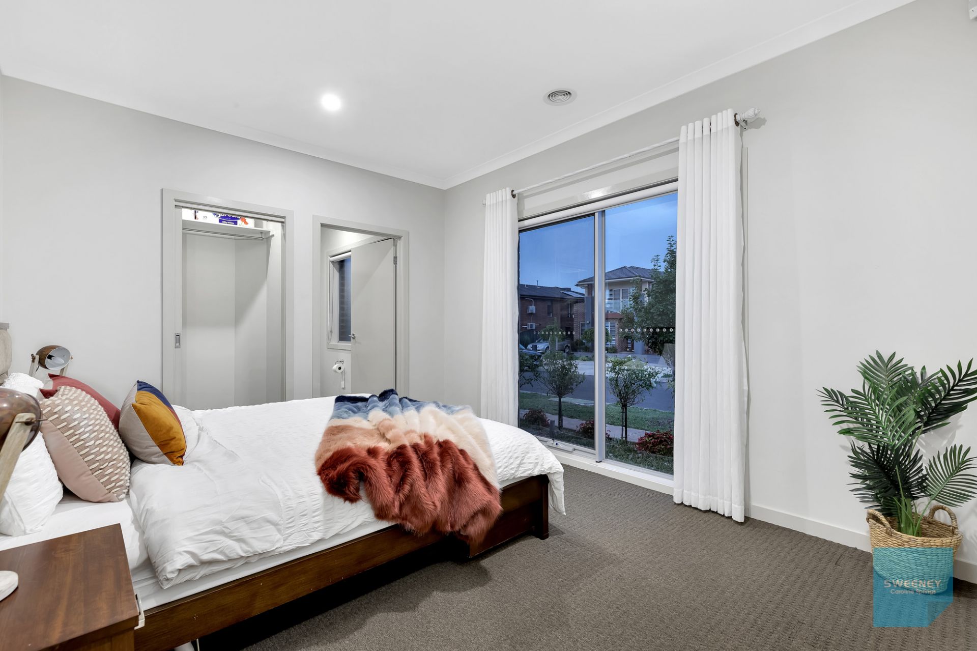44 Mandalay Parade, Fraser Rise - Thumbnail 6