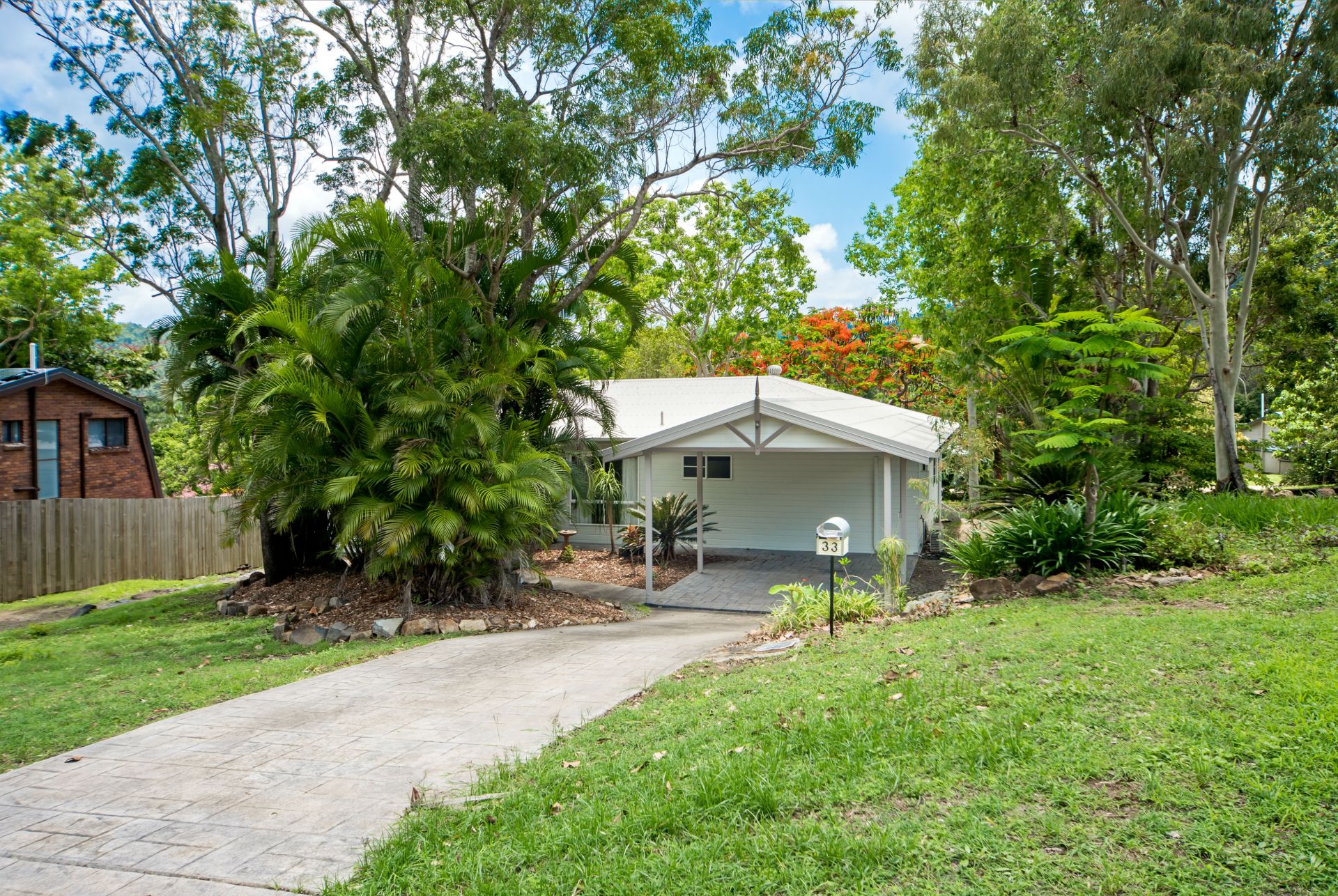 33 Jubilee Pocket Road, Jubilee Pocket Taylors Property Specialists