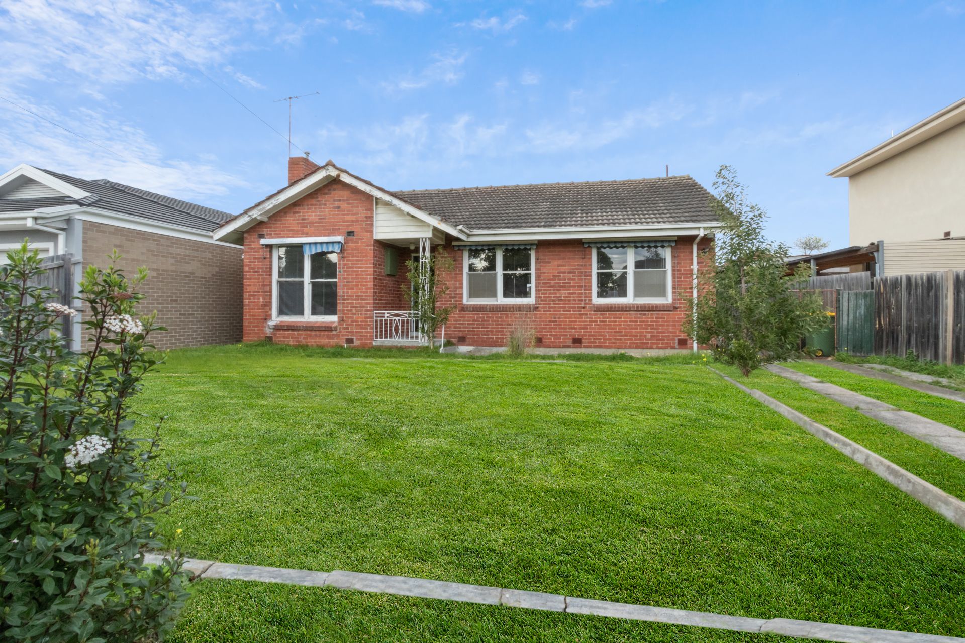 Large, two bedroom home in perfect location!