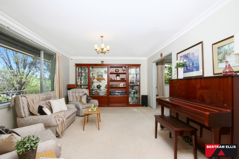 4 Rowell Place, Weston - Thumbnail 5