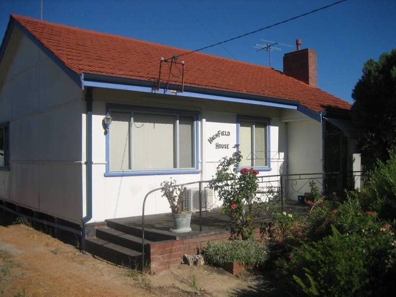 Real Estate For Sale 17 Jindee Street Carey Park , WA