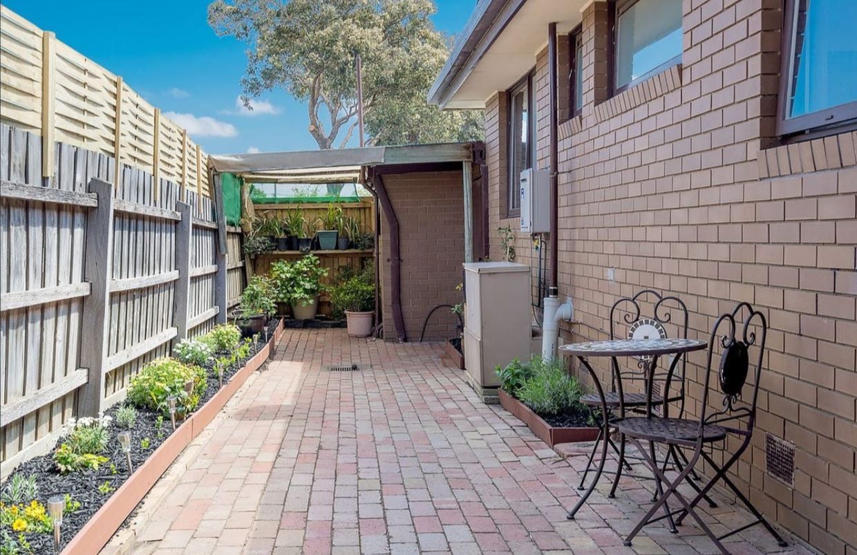 2-Bedroom Unit – Fully Renovated with Modern Comforts