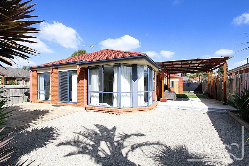 IDEAL FAMILY HOME IN PRIME SOUTH MORANG LOCATION   *Insp Sat 17th Jun @ 9:30am*