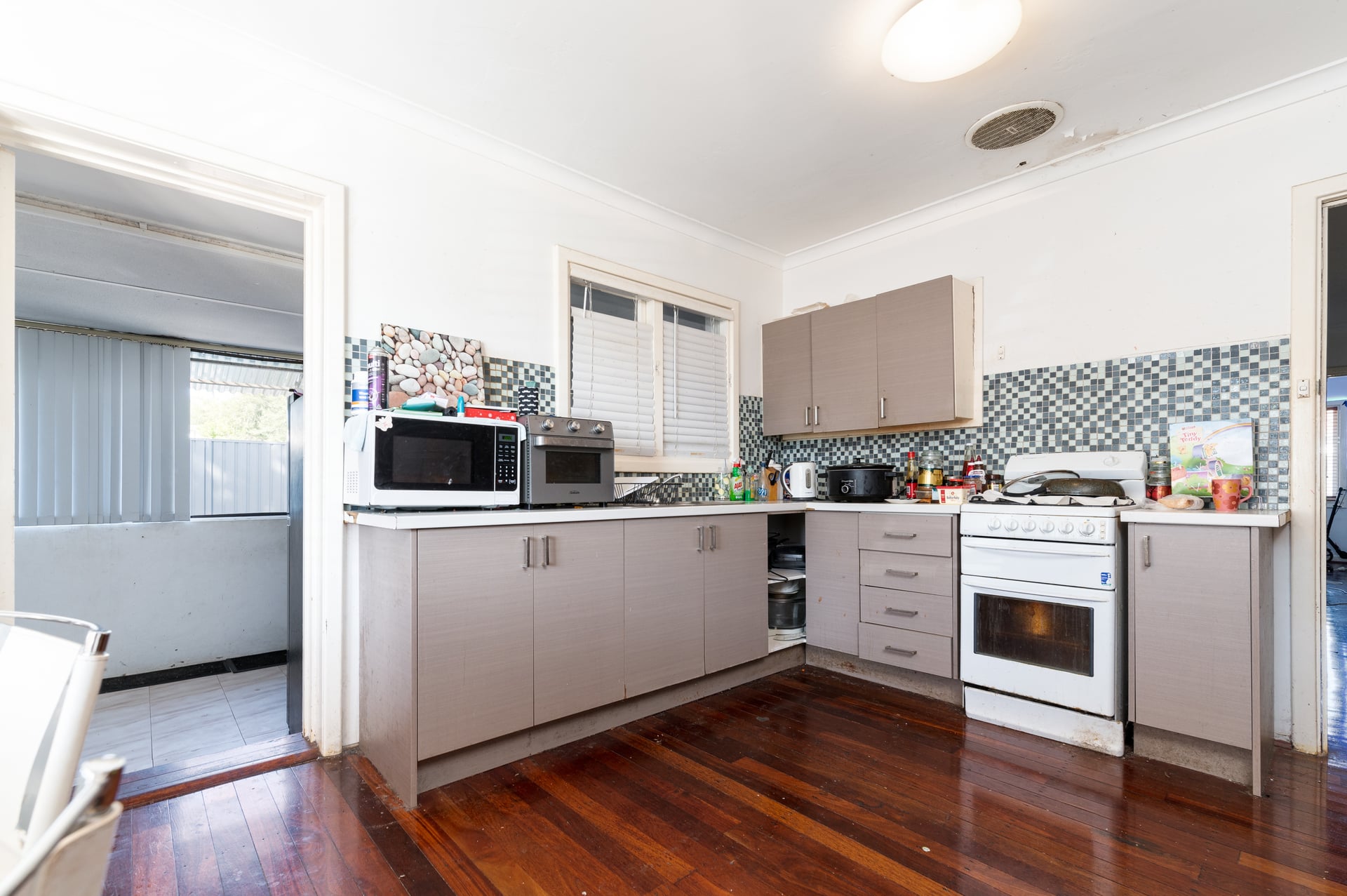 74 Allinson Drive GIRRAWHEEN WA, Girrawheen - Thumbnail 6