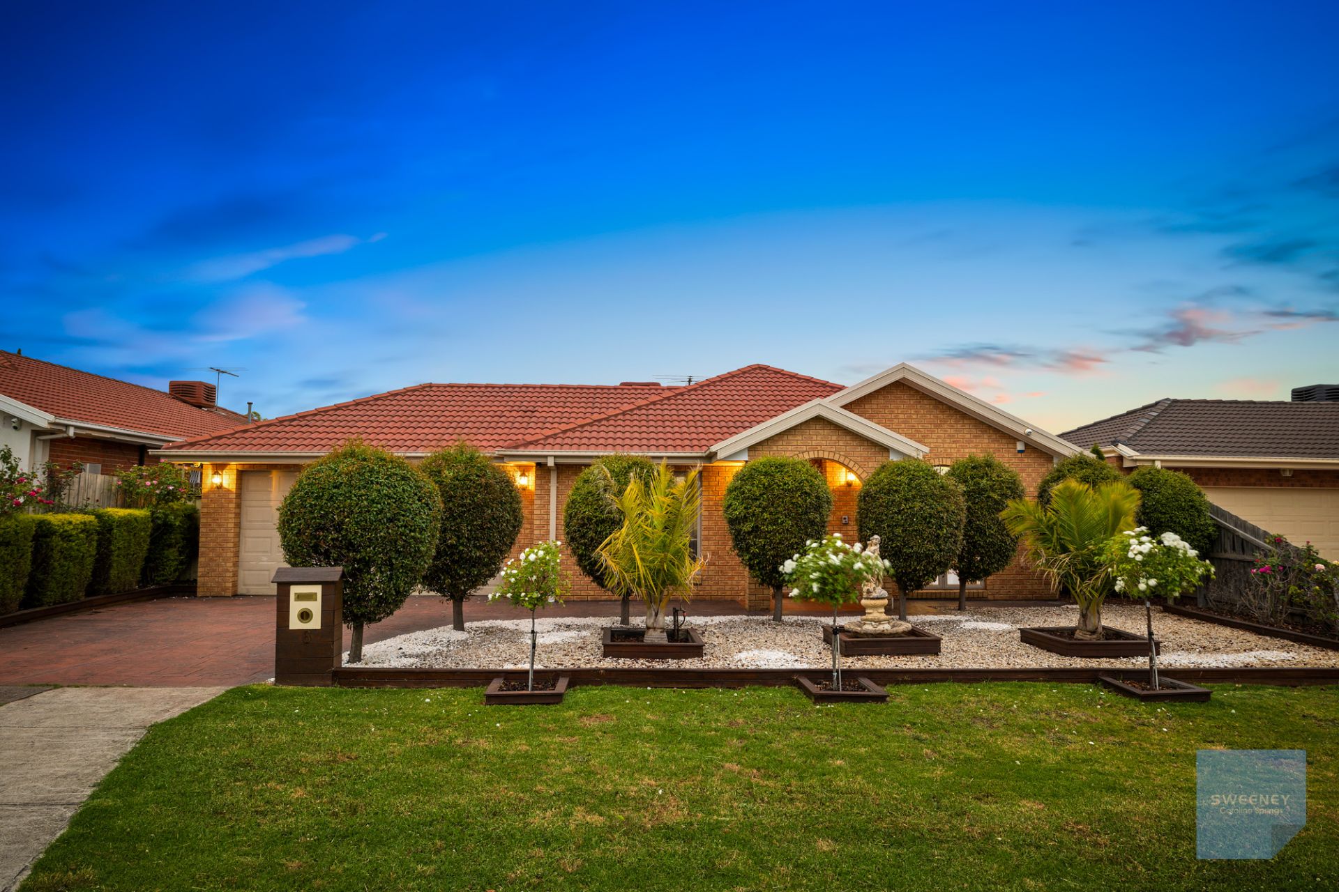 6 Mavora Court, Taylors Hill - Thumbnail 2