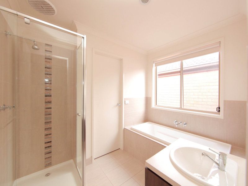 25 Dudley Street WALLAN, Wallan - Thumbnail 8