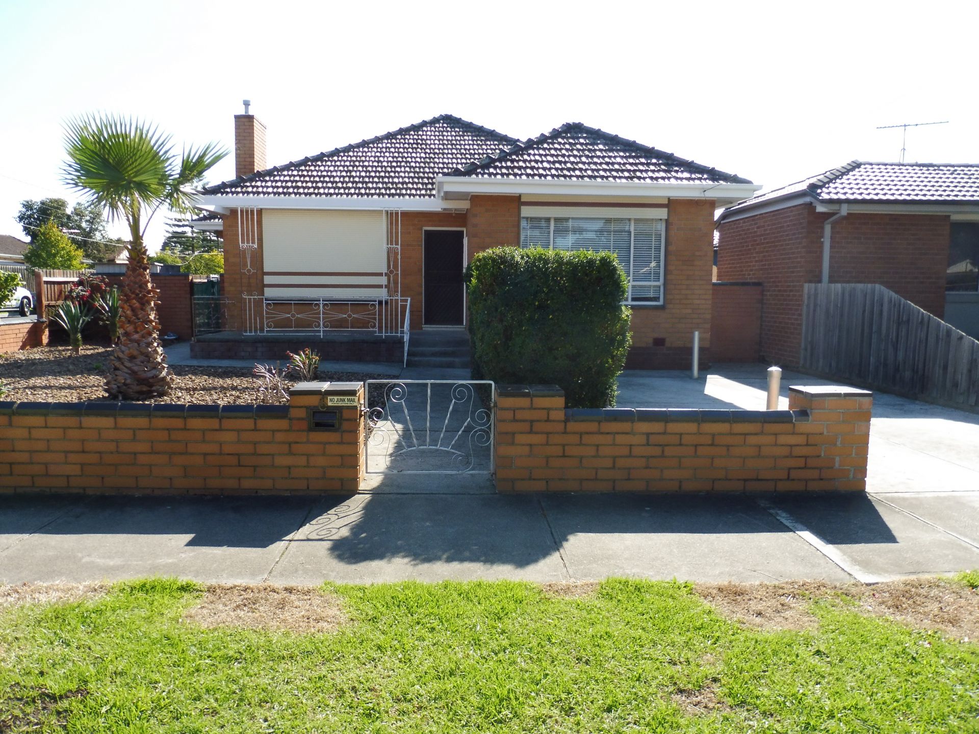 3 BEDROOM FAMILY HOME!