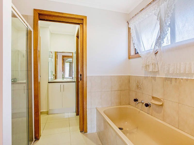 65 Victoria Street, Altona Meadows - Thumbnail 6