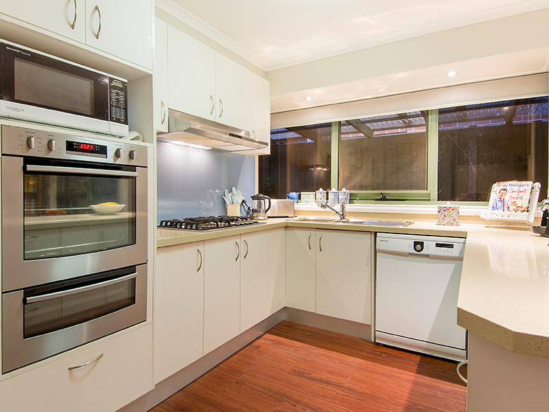 13 Quinn Court, Altona Meadows - Thumbnail 4