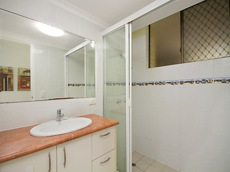 18/22 Marine Parade 'Kirra Gardens' KIRRA QLD, ' Kirra - Thumbnail 7
