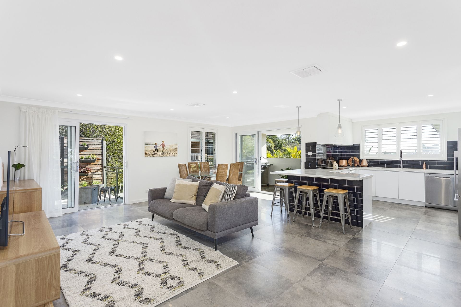2/105A Yathong Road Caringbah NSW, Caringbah - Thumbnail 2